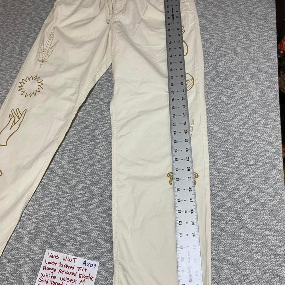 Vans NWT white/ gold toned‎  embroidered symbols pants  Unisex M. SKU-A207